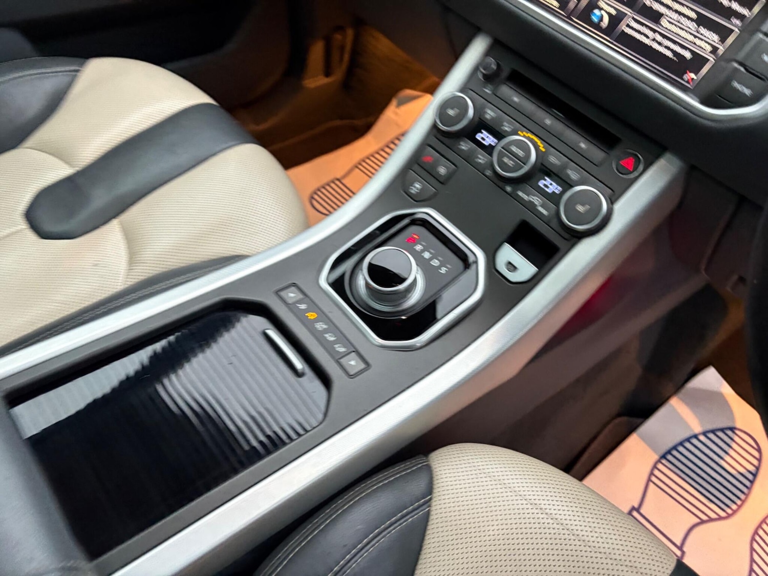 Used Land Rover Range Rover Evoque 2014 for sale - 76865912: Photo 50