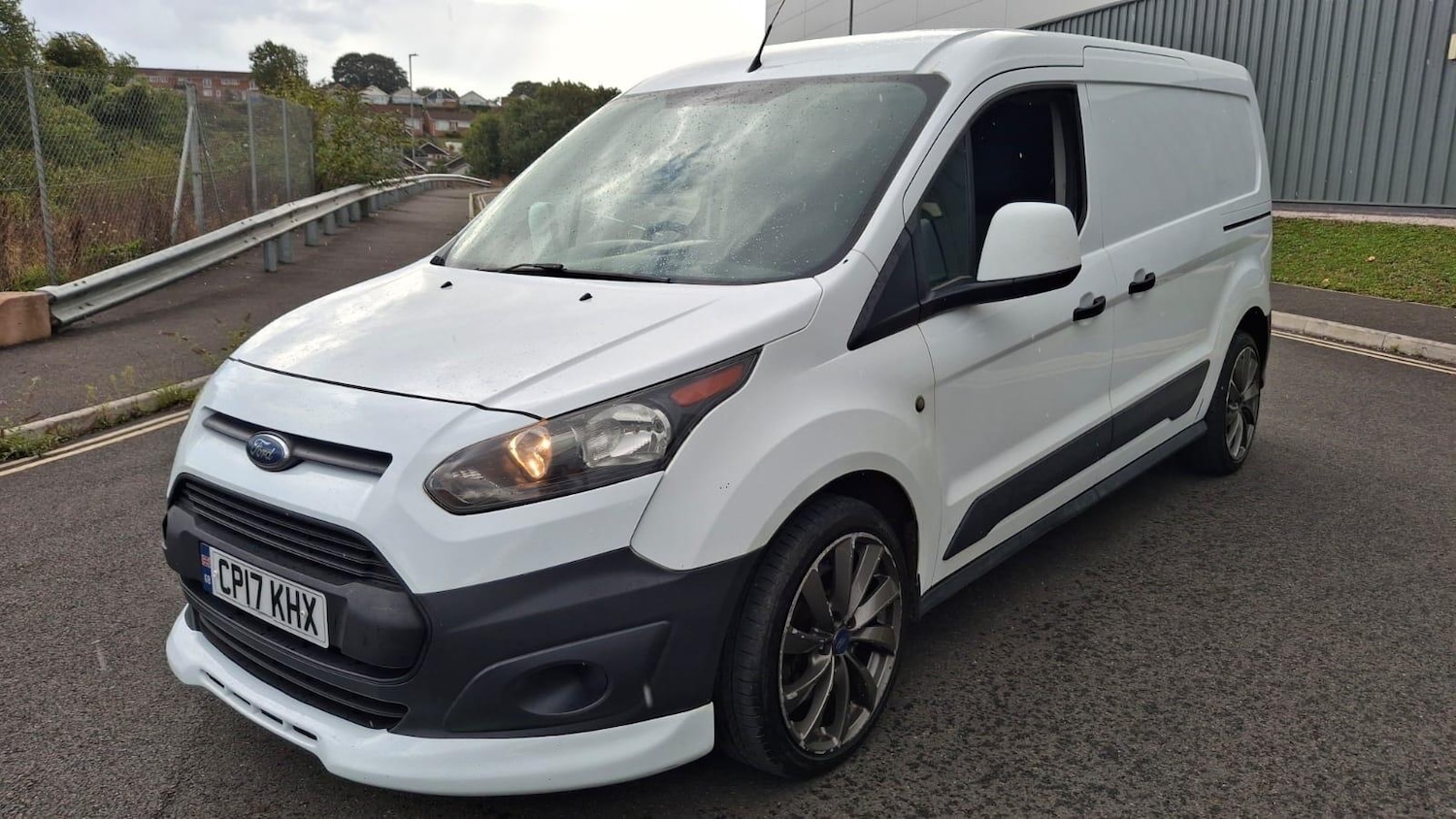 Used Ford Transit Connect 2017 for sale - 76866539: Photo 17