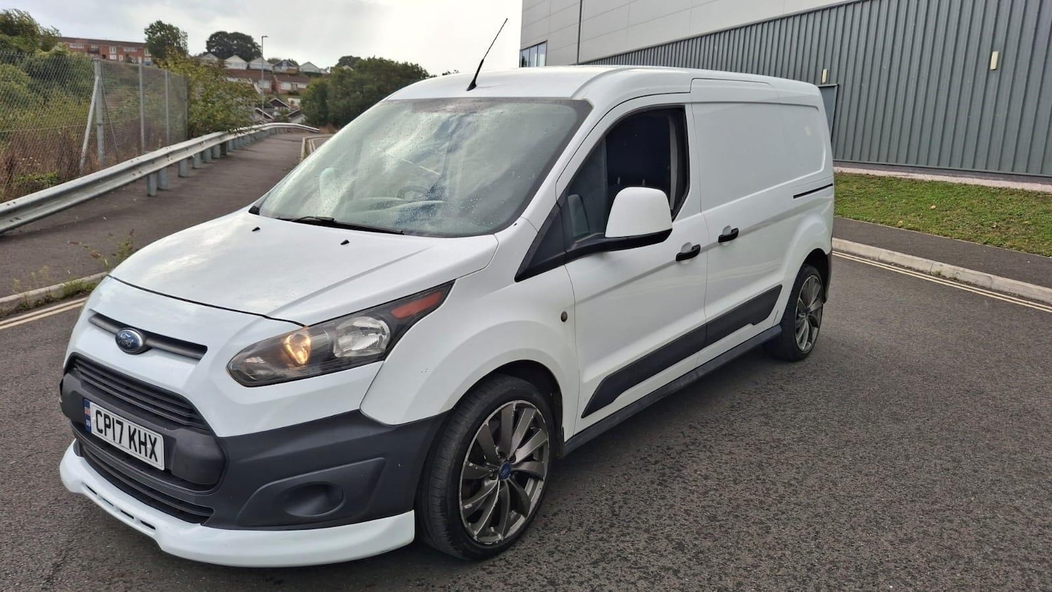 Used Ford Transit Connect 2017 for sale - 76866539: Photo 19