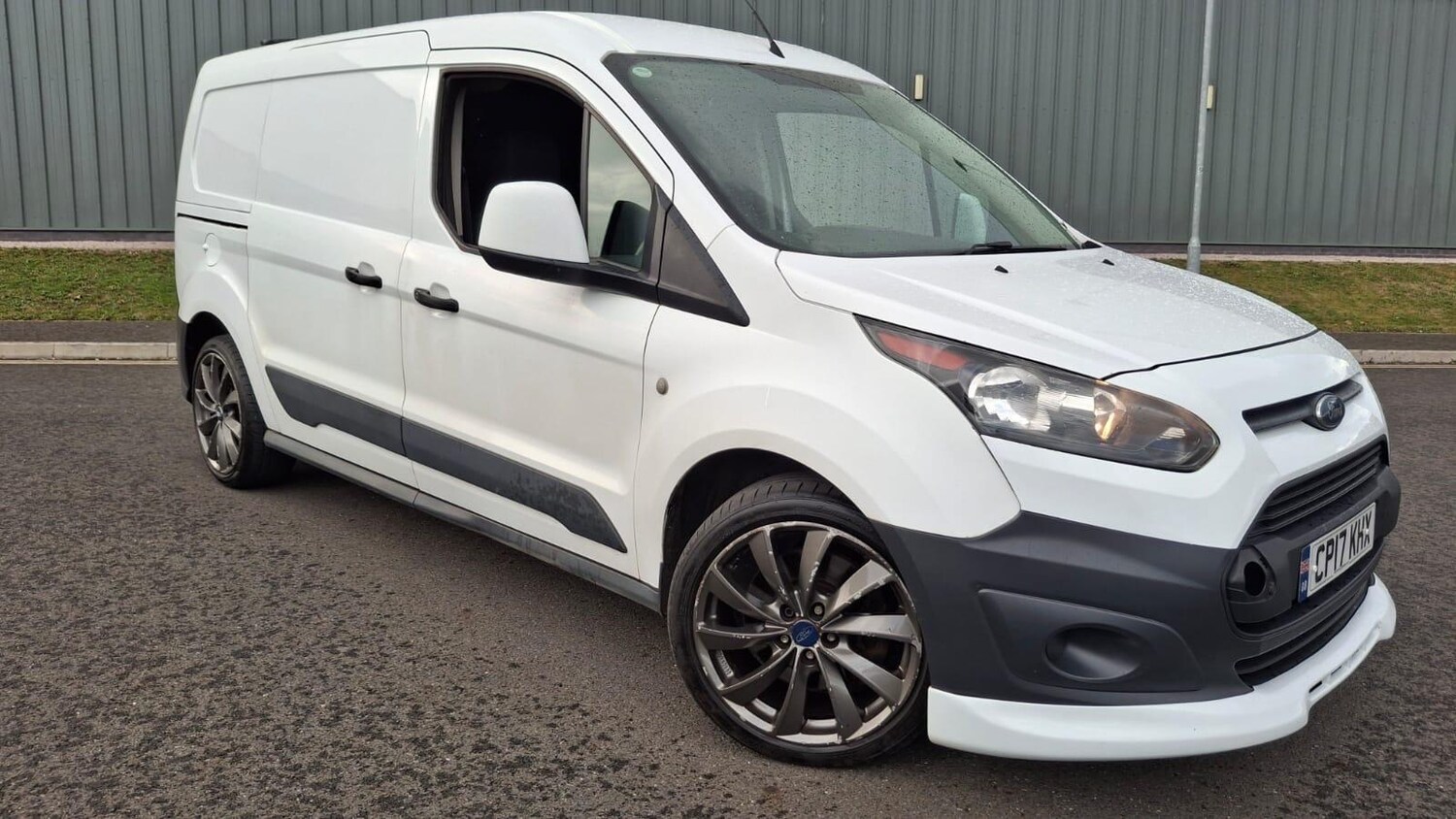 Used Ford Transit Connect 2017 for sale - 76866539: Photo 33