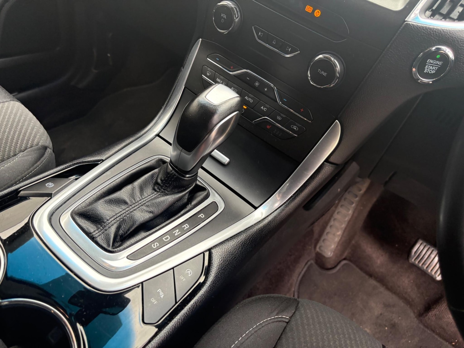 Used Ford Edge 2017 for sale - 77455001: Photo 24