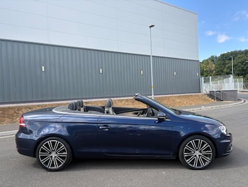 Used Volkswagen EOS 2011 for sale - 79576752: Photo