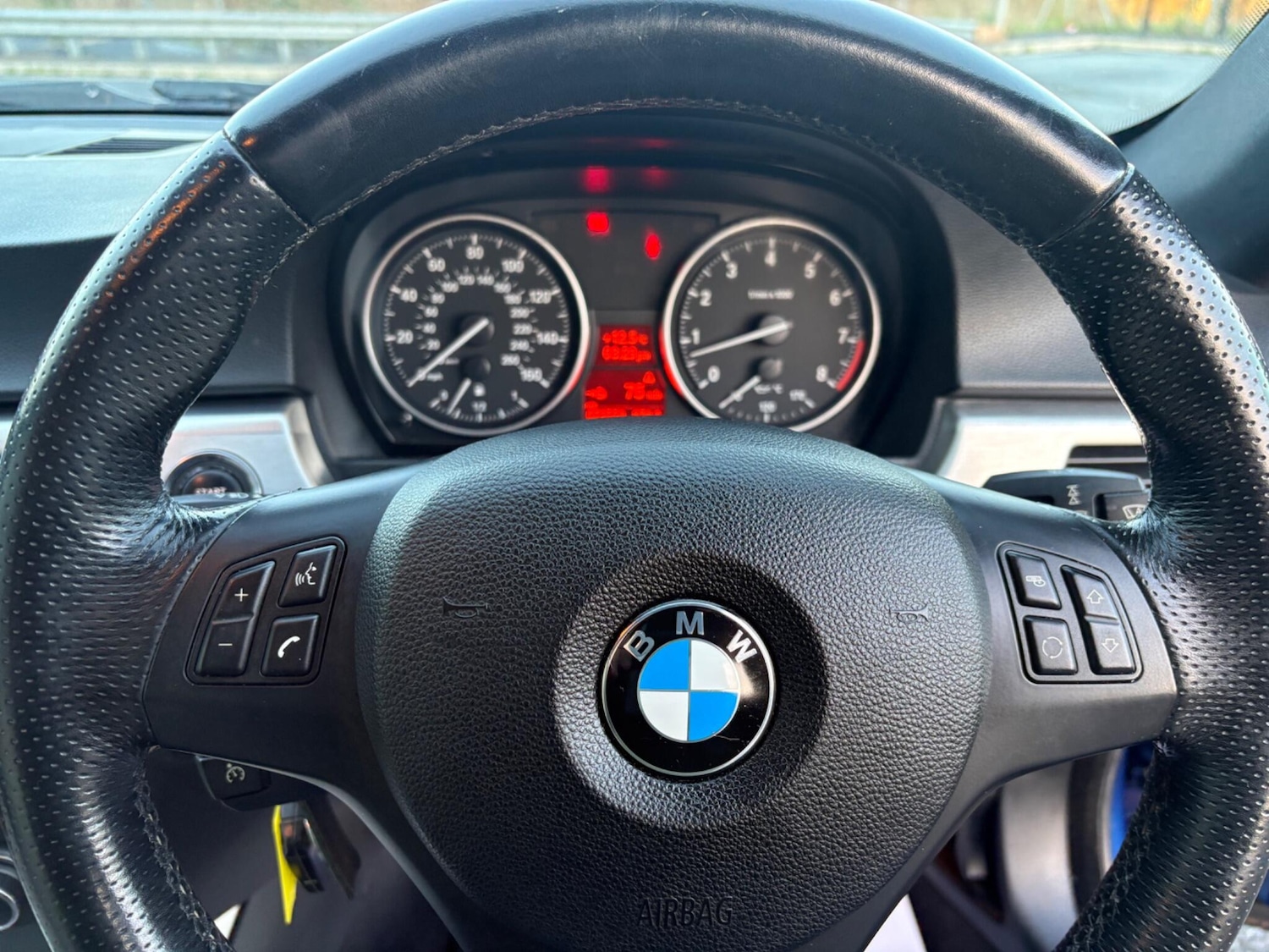 Used BMW 3 Series 2010 for sale - 76898631: Photo 36