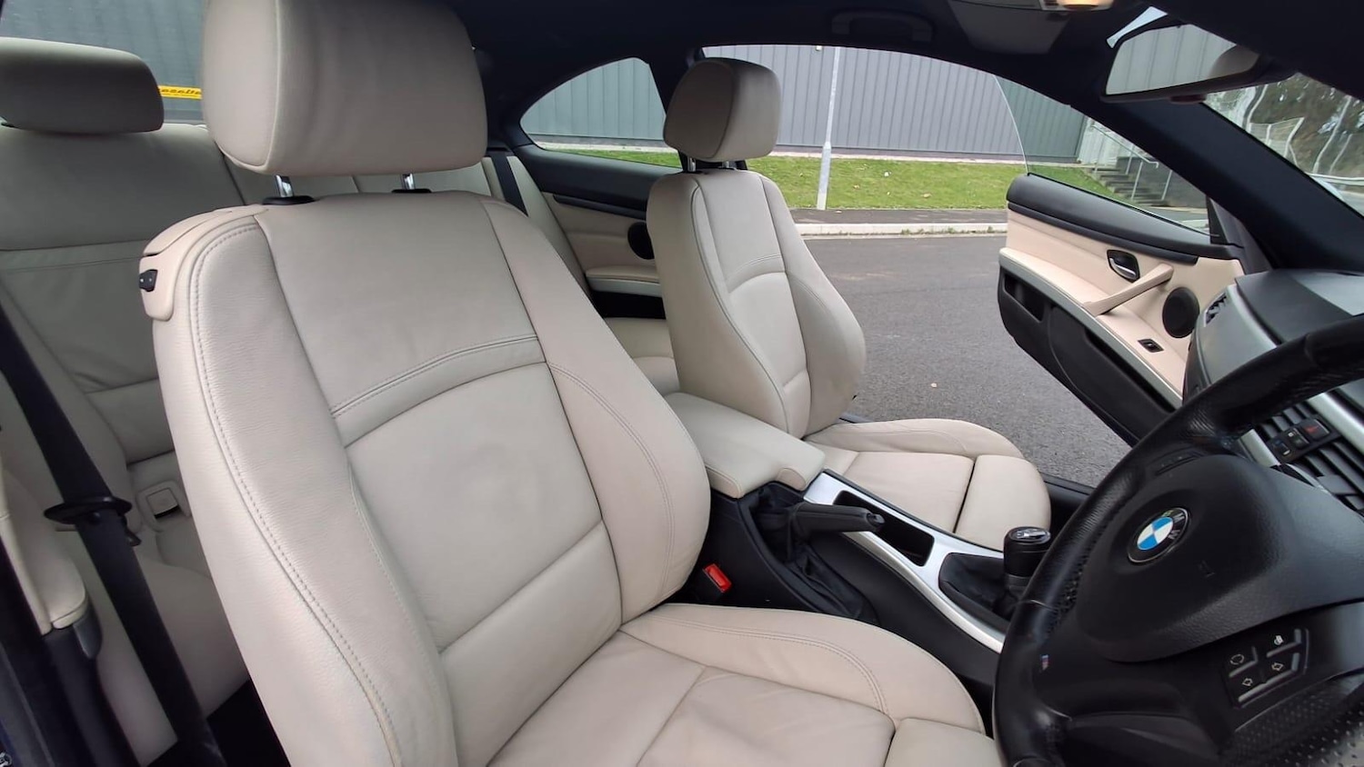 Used BMW 3 Series 2010 for sale - 76898631: Photo 41