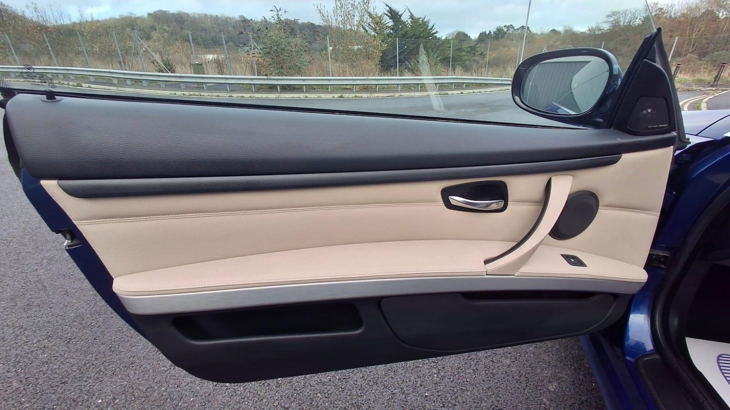 Used BMW 3 Series 2010 for sale - 76898631: Photo 43