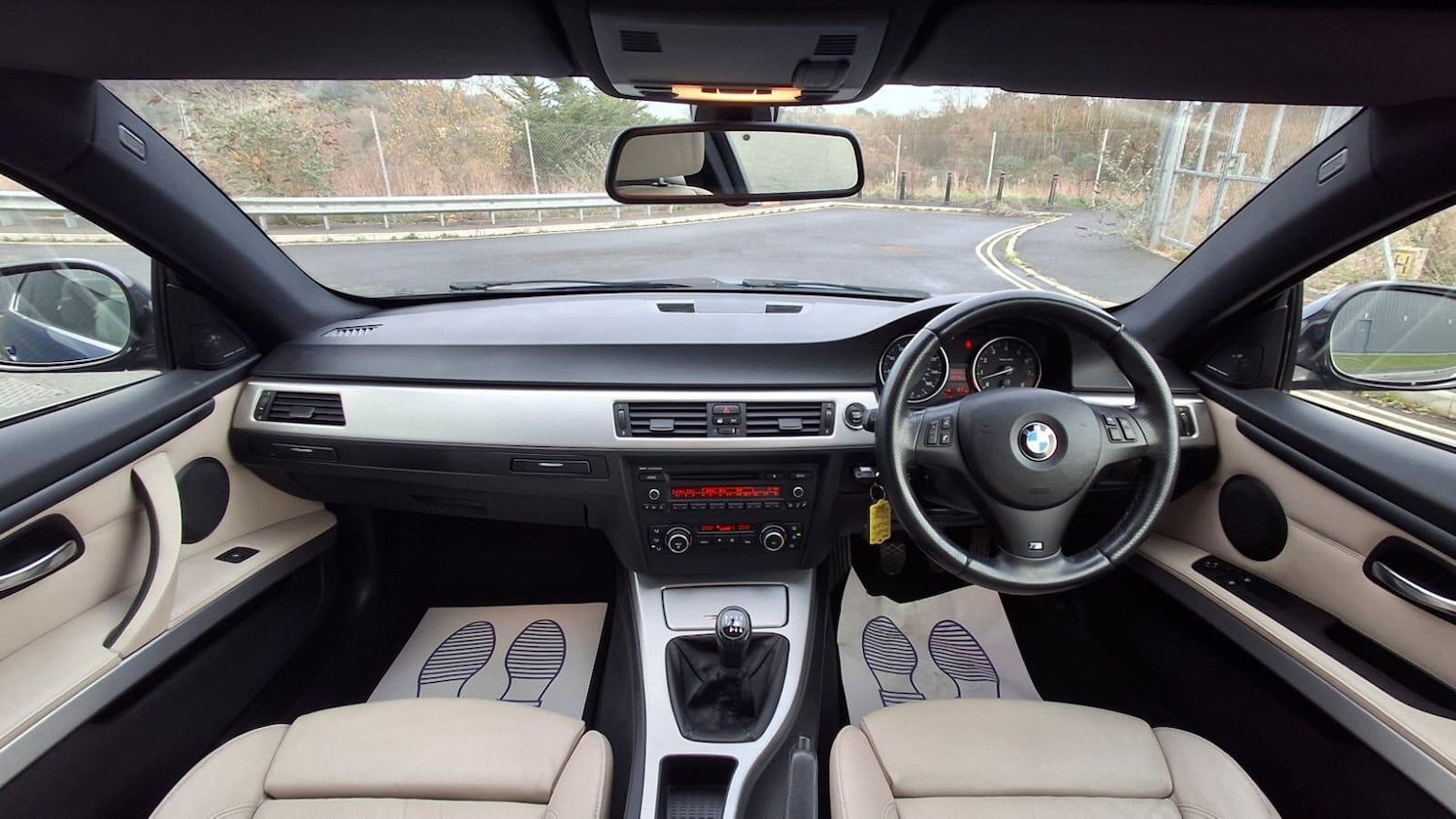 Used BMW 3 Series 2010 for sale - 76898631: Photo 45