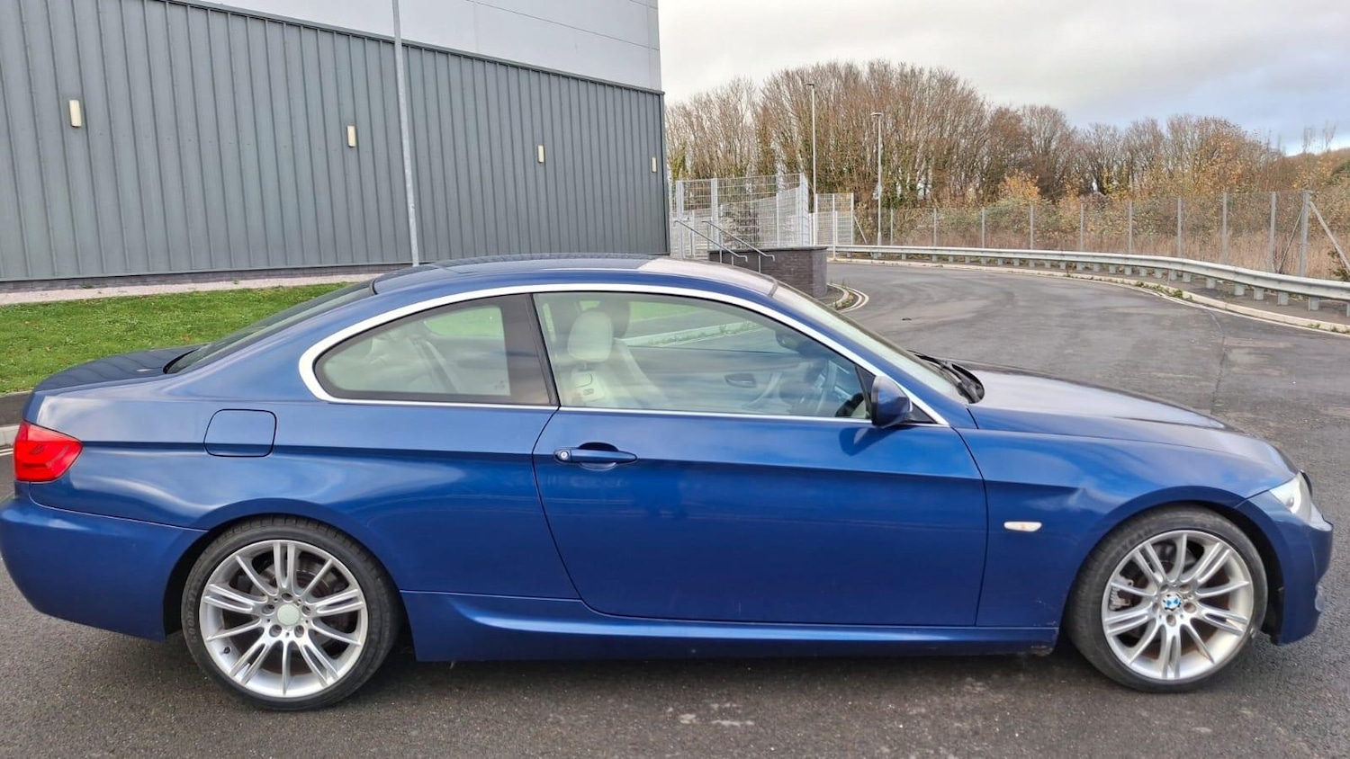 Used BMW 3 Series 2010 for sale - 76898631: Photo 53
