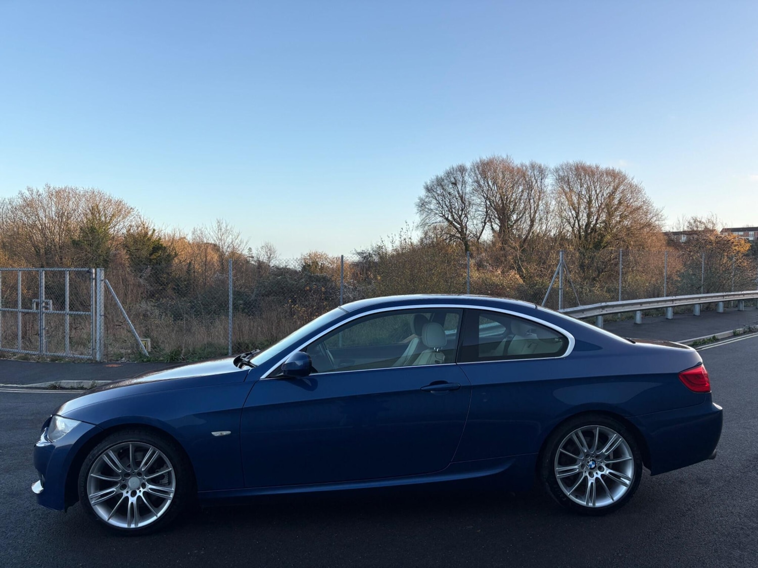 Used BMW 3 Series 2010 for sale - 76898631: Photo 6