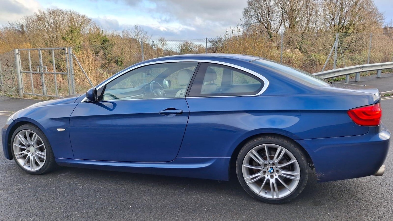 Used BMW 3 Series 2010 for sale - 76898631: Photo 62