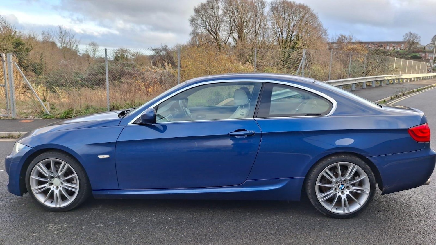 Used BMW 3 Series 2010 for sale - 76898631: Photo 64