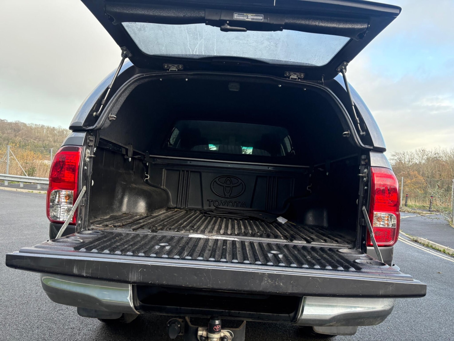 Used Toyota Hilux 2022 for sale - 76866135: Photo 8