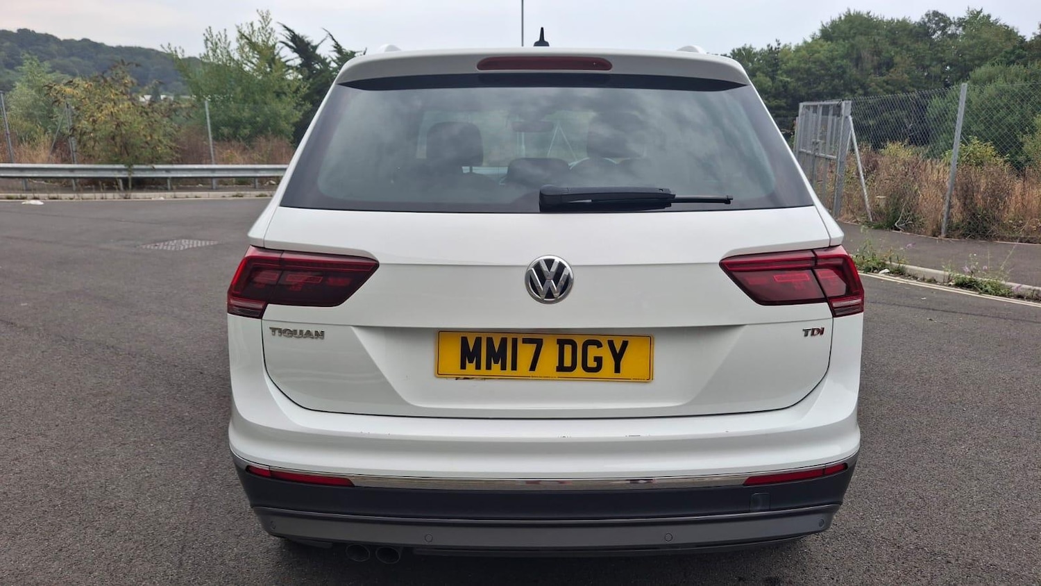 Used Volkswagen Tiguan 2017 for sale - 76865653: Photo 3