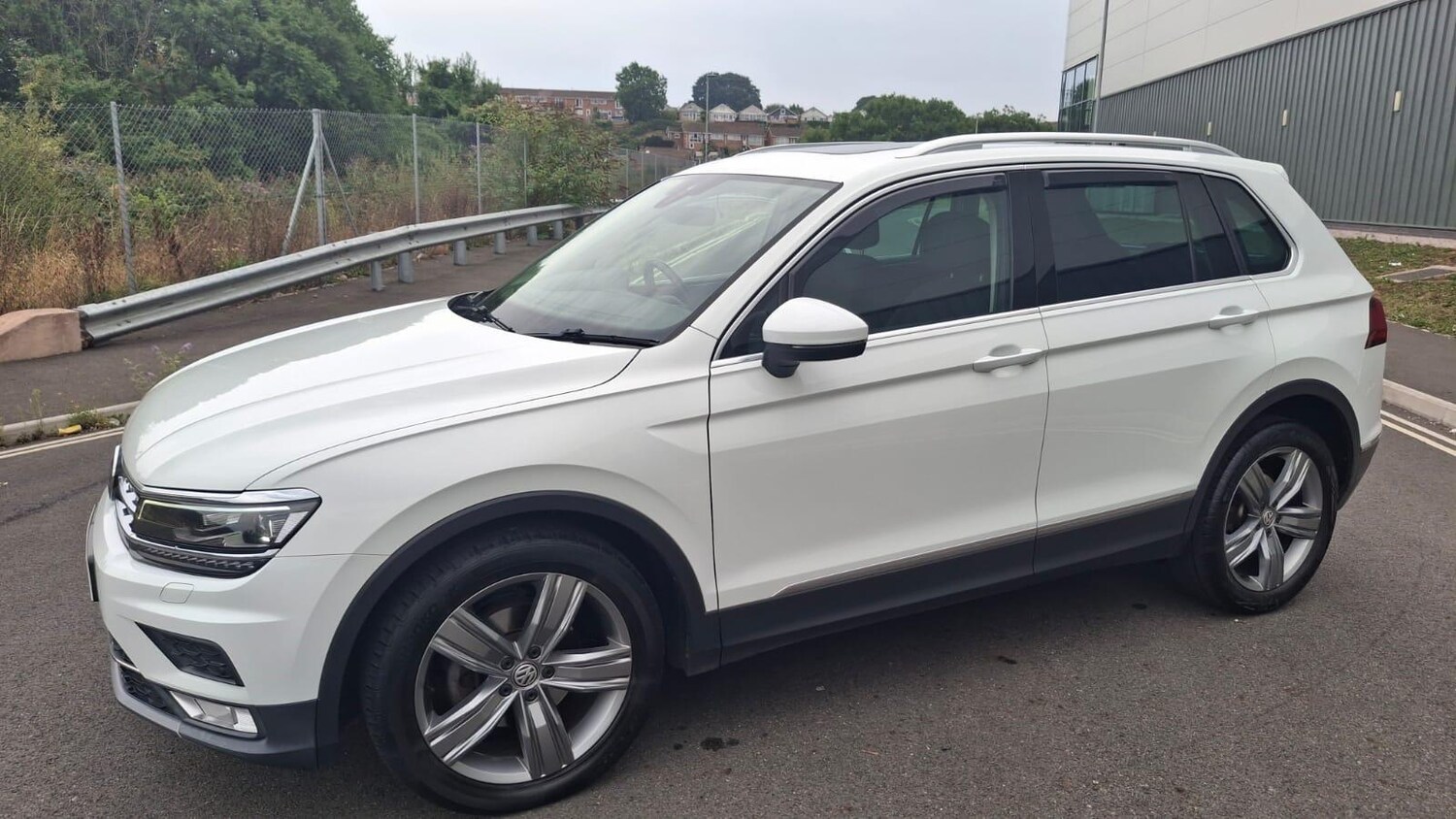 Used Volkswagen Tiguan 2017 for sale - 76865653: Photo 33