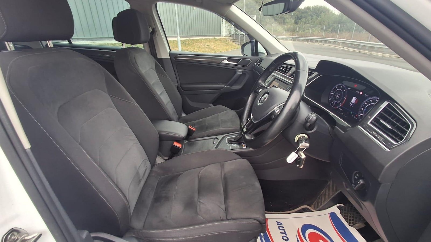 Used Volkswagen Tiguan 2017 for sale - 76865653: Photo 7