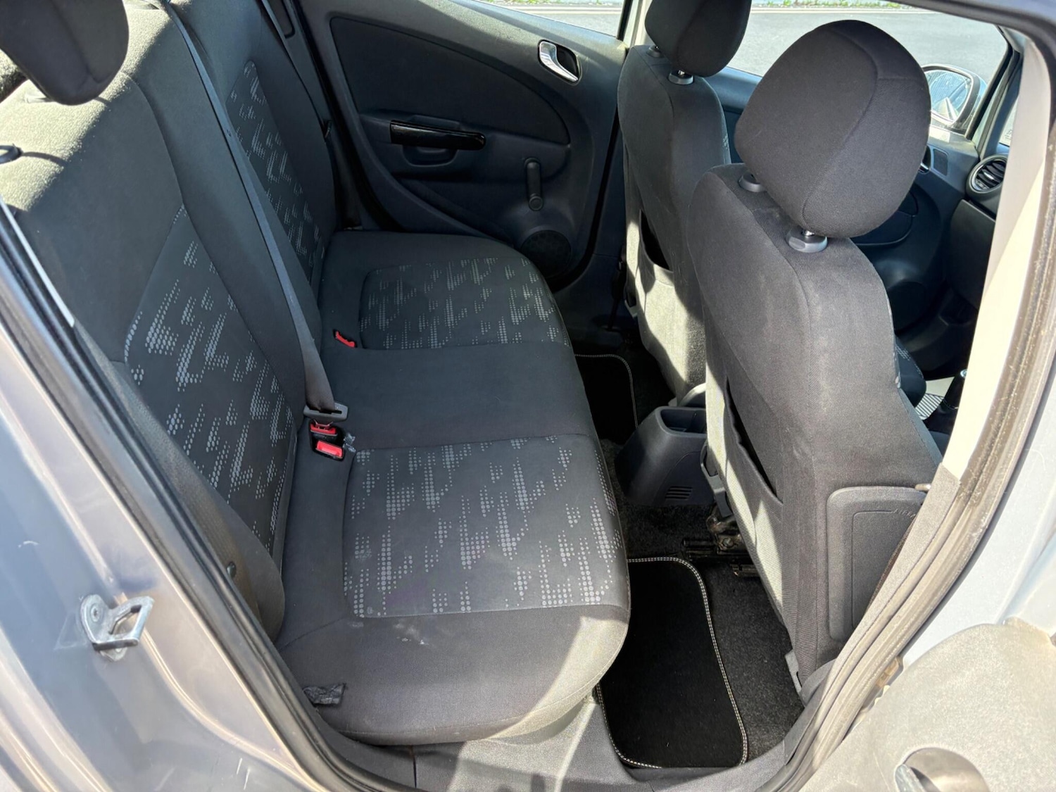 Used Vauxhall Corsa 2011 for sale - 77838798: Photo 18