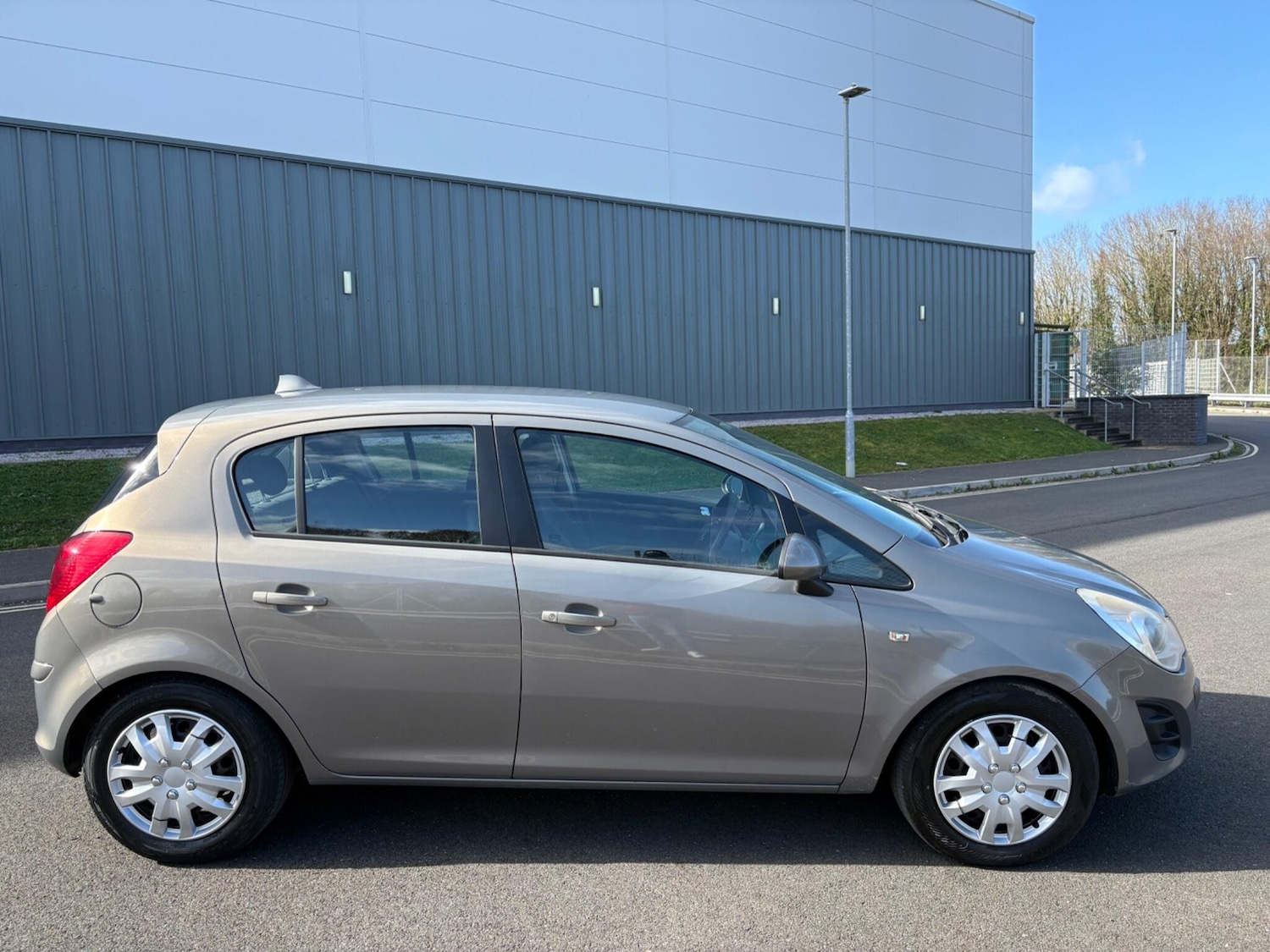 Used Vauxhall Corsa 2011 for sale - 77838798: Photo 6