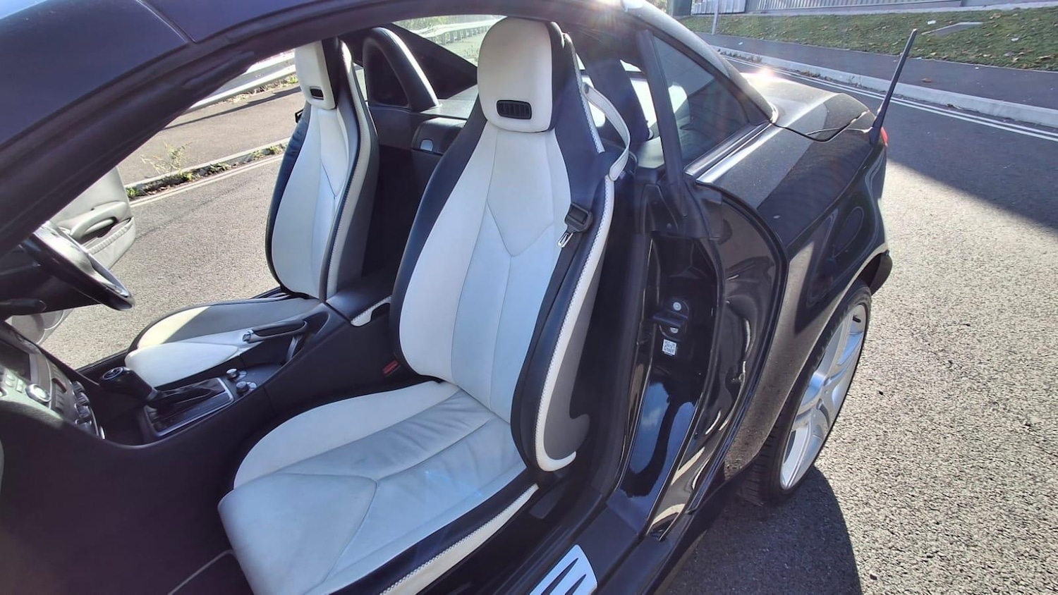 Used Mercedes-Benz SLK 2009 for sale - 76866391: Photo 37