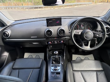 Used Audi A3 2019 for sale - 79121608: Photo