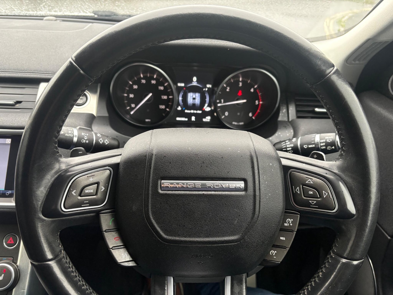 Used Land Rover Range Rover Evoque 2017 for sale - 76865155: Photo 2