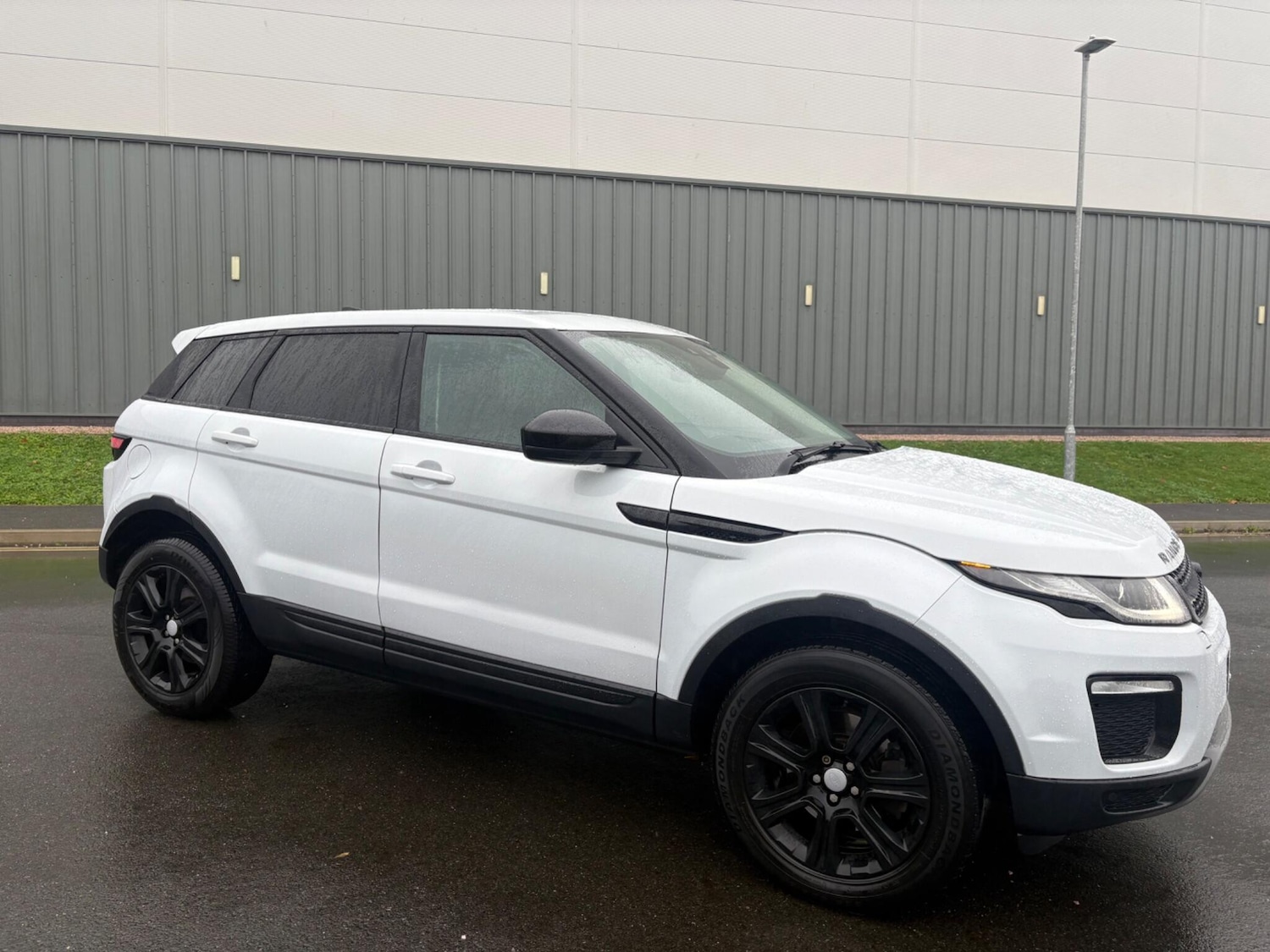 Used Land Rover Range Rover Evoque 2017 for sale - 76865155: Photo 50