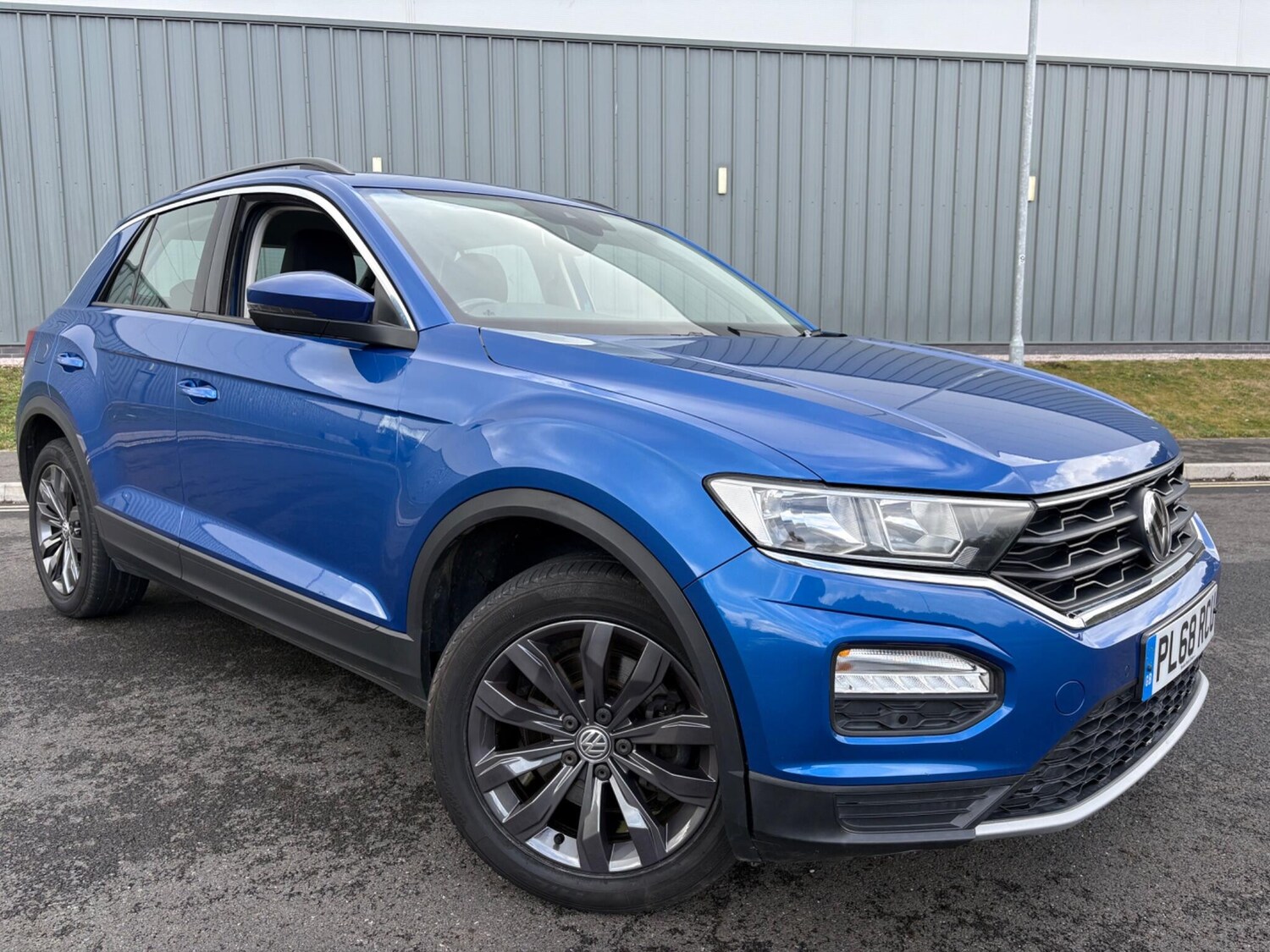 Used Volkswagen T-Roc 2018 for sale - 77908682: Photo 27