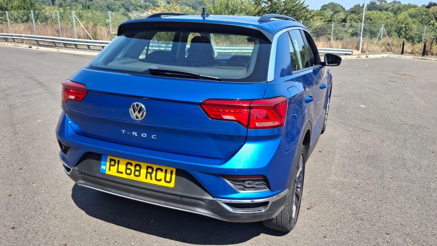 Used Volkswagen T-Roc 2018 for sale - 77908682: Photo 4