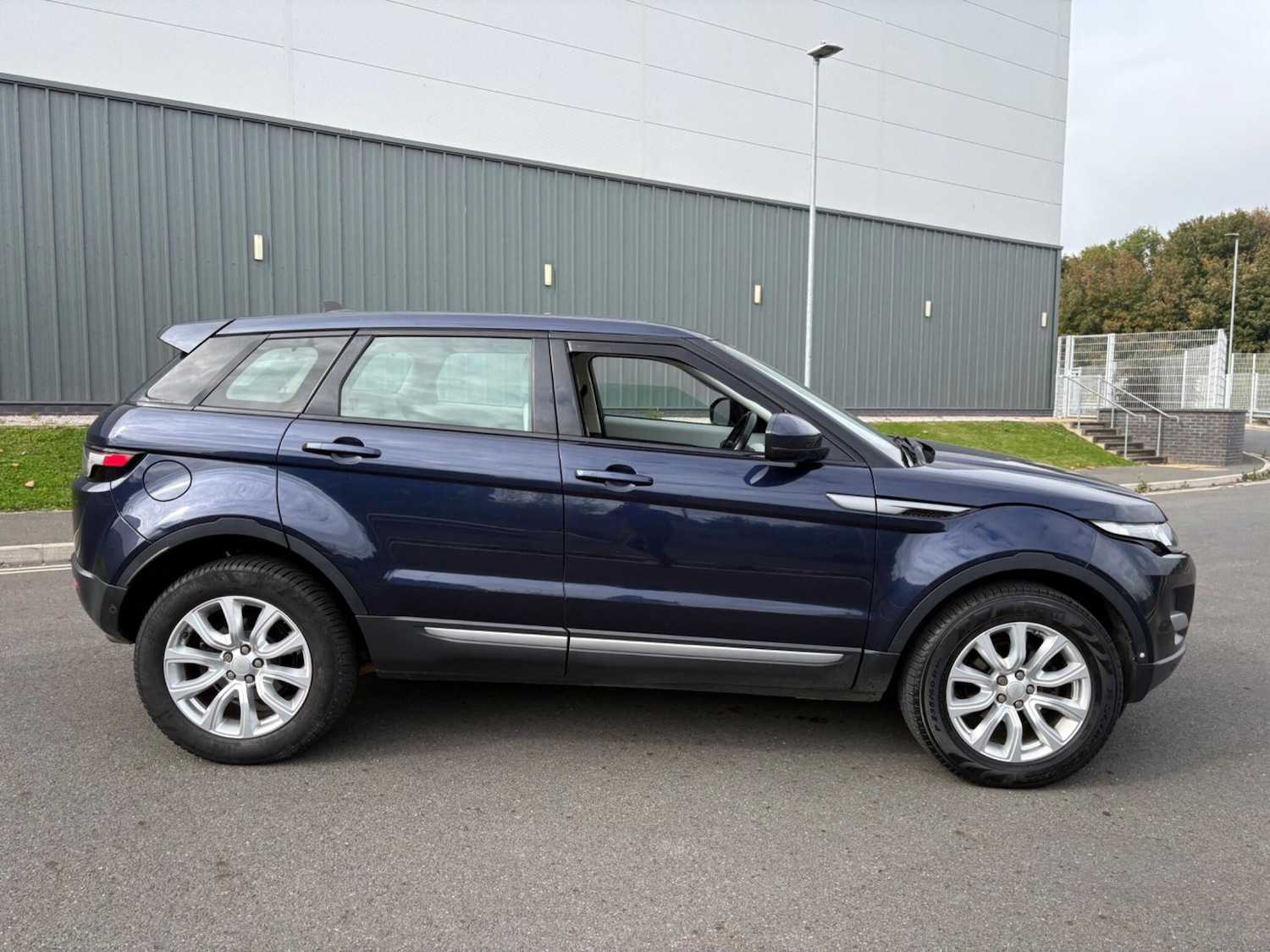 Used Land Rover Range Rover Evoque 2015 for sale - 76865586: Photo 5