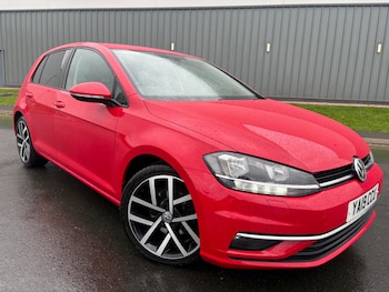 Used Volkswagen Golf 2019 for sale - 76942570: Photo