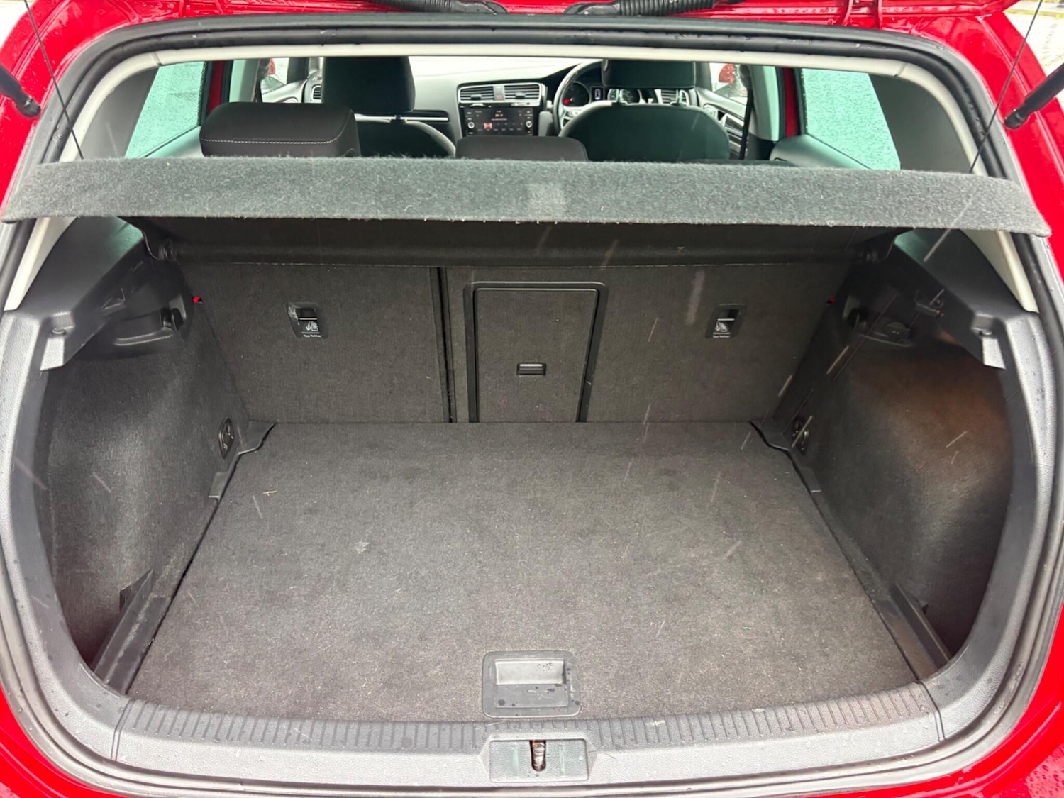 Used Volkswagen Golf 2019 for sale - 76942570: Photo 33