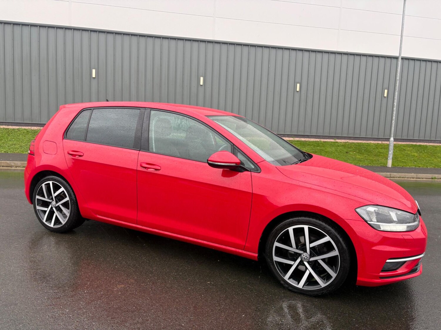 Used Volkswagen Golf 2019 for sale - 76942570: Photo 44
