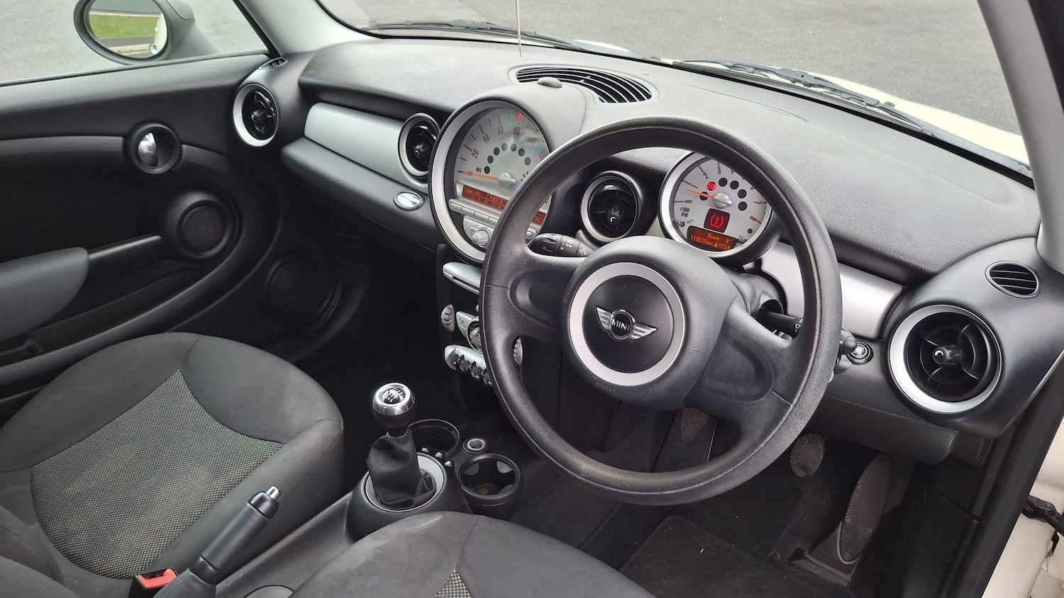 Used MINI Hatch 2009 for sale - 77144003: Photo 4