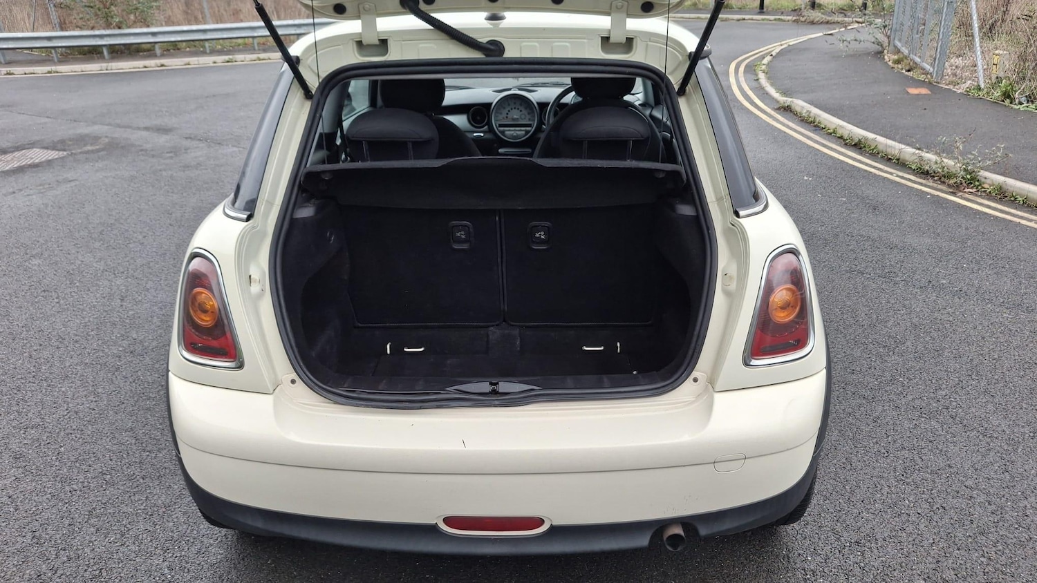 Used MINI Hatch 2009 for sale - 77144003: Photo 6