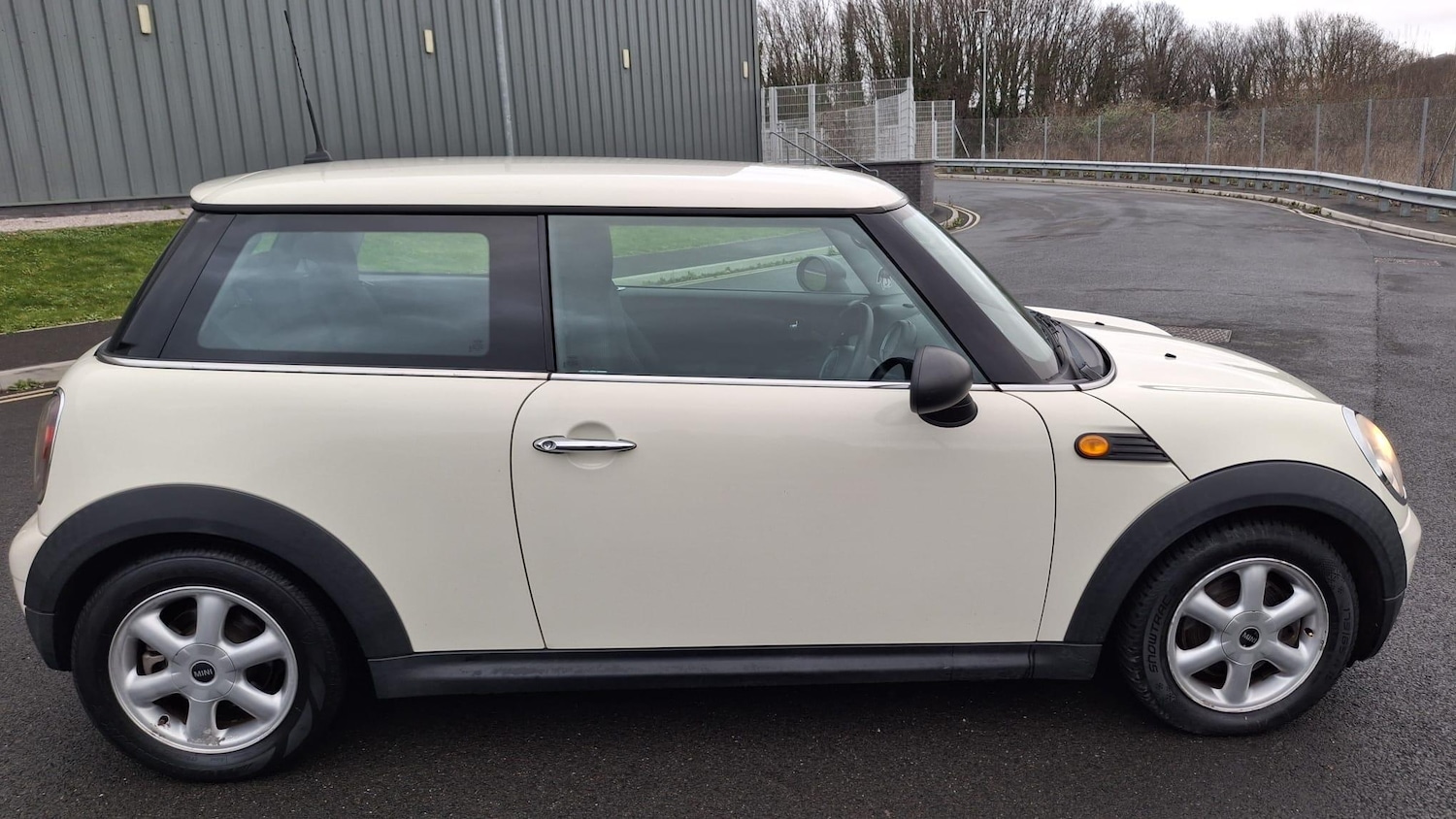 Used MINI Hatch 2009 for sale - 77144003: Photo 8