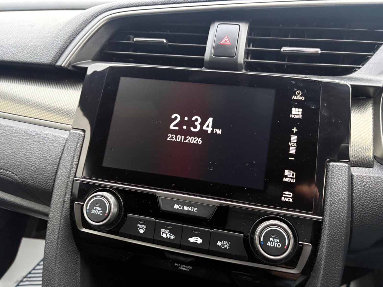 Used Honda Civic 2018 for sale - 77331540: Photo 11