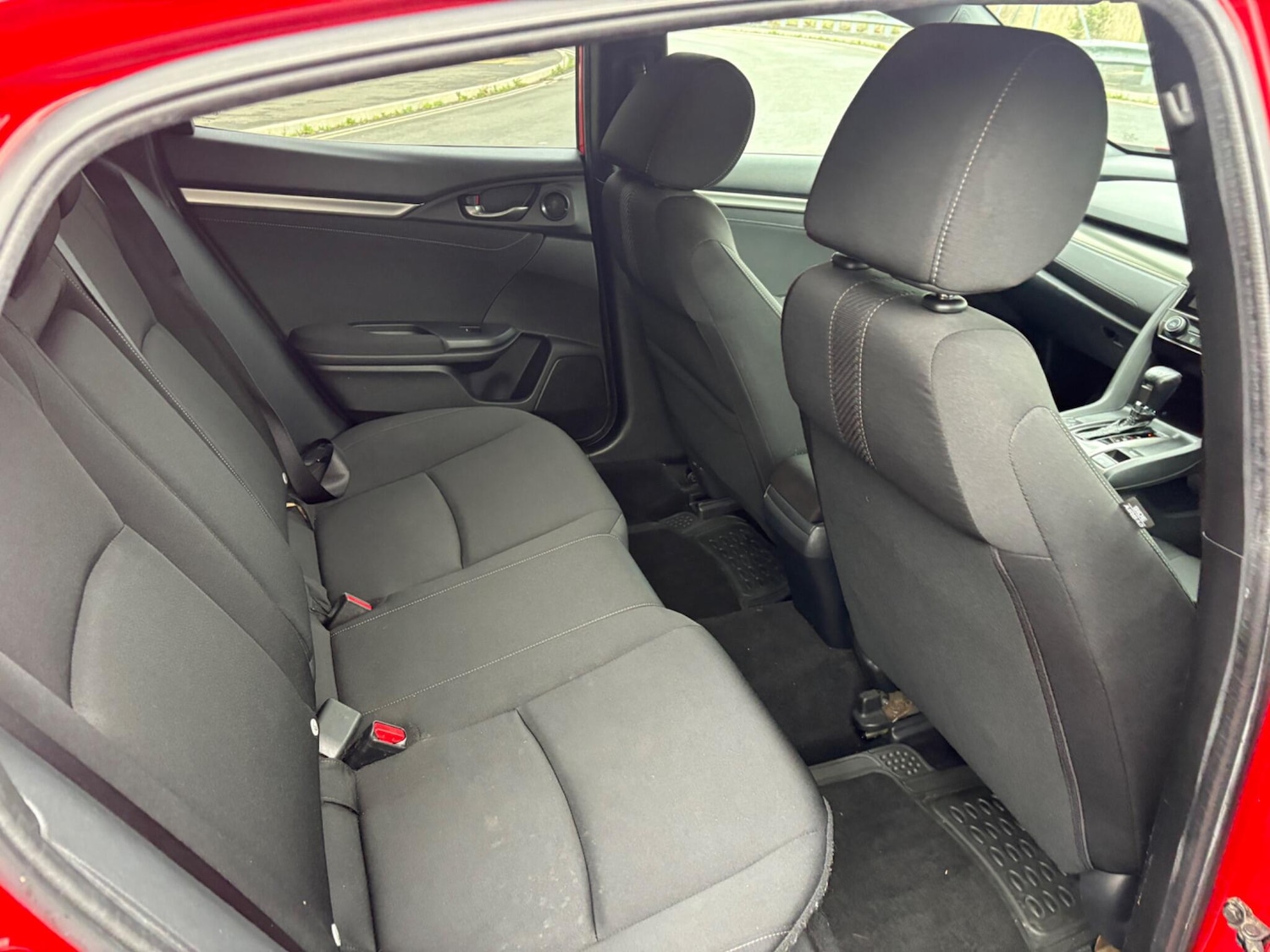 Used Honda Civic 2018 for sale - 77331540: Photo 17