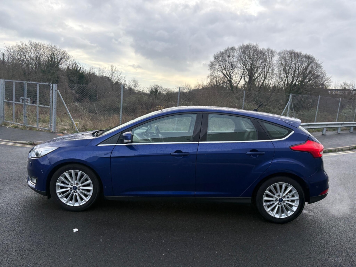 Used Ford Focus for sale - 77537843: Photo 11
