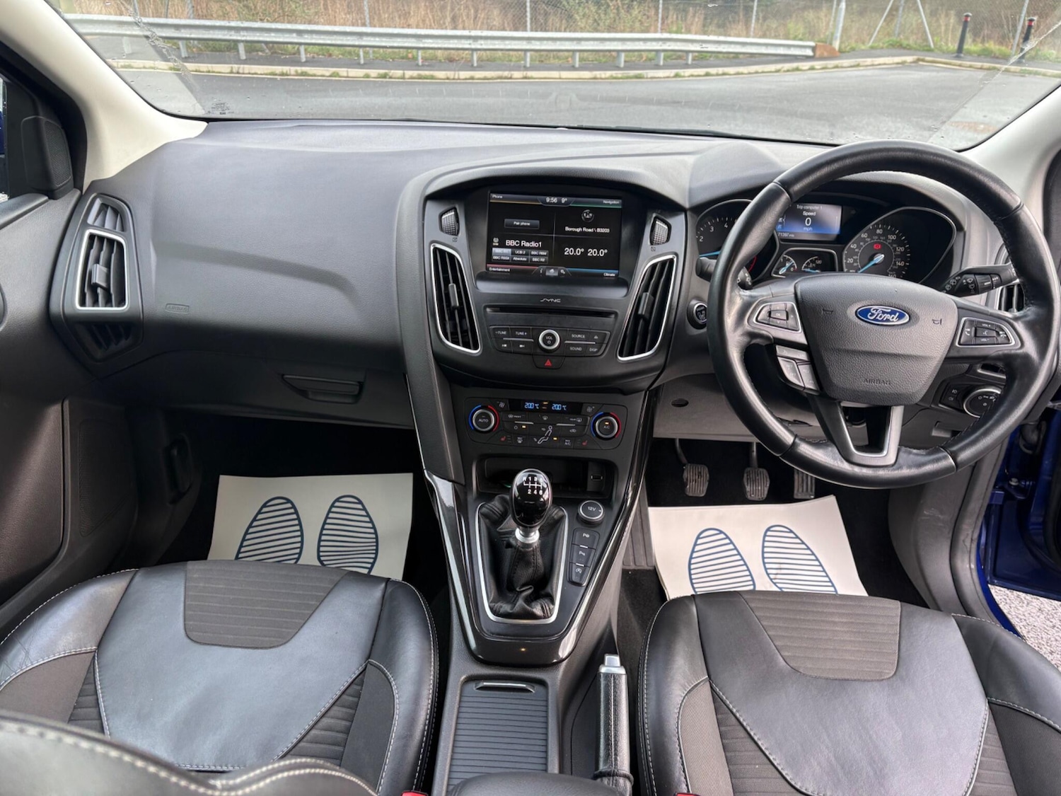 Used Ford Focus for sale - 77537843: Photo 2