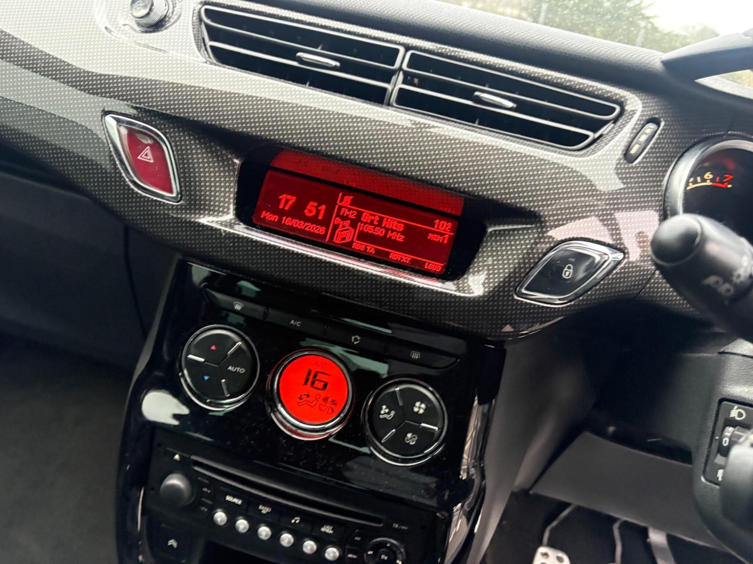 Used Citroen DS3 2011 for sale - 77909374: Photo 15