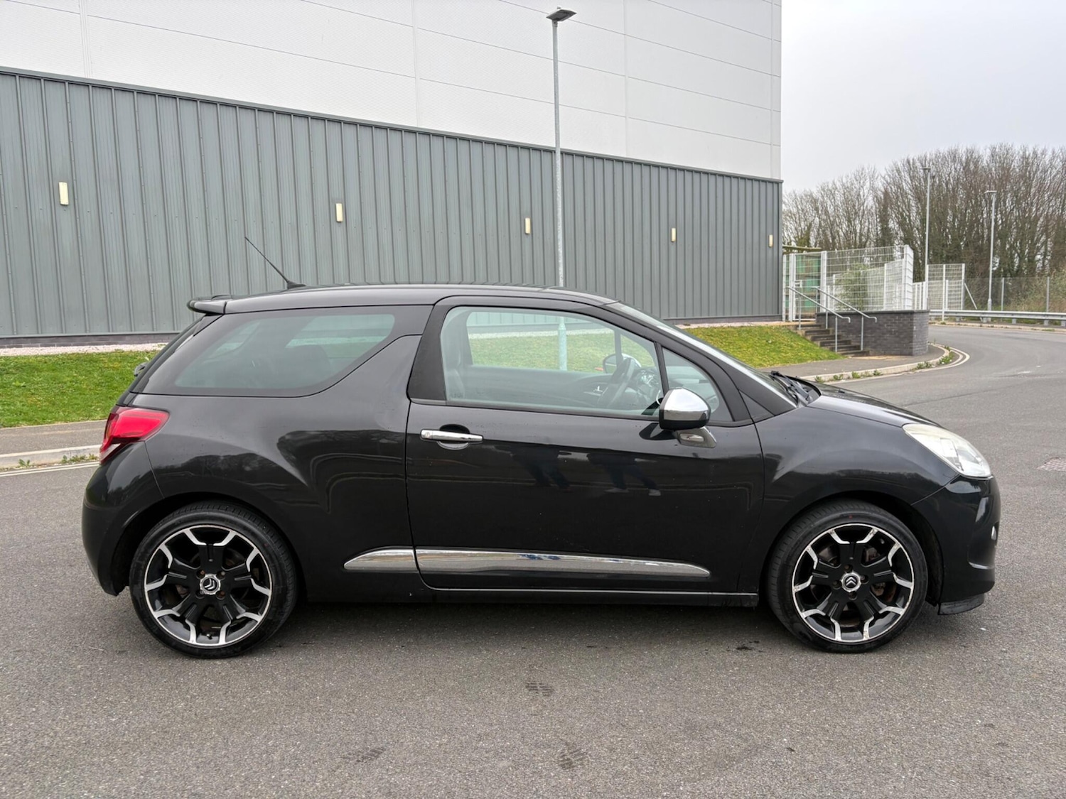 Used Citroen DS3 2011 for sale - 77909374: Photo 47