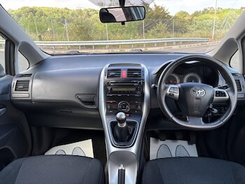 Used Toyota Auris 2012 for sale - 78648109: Photo