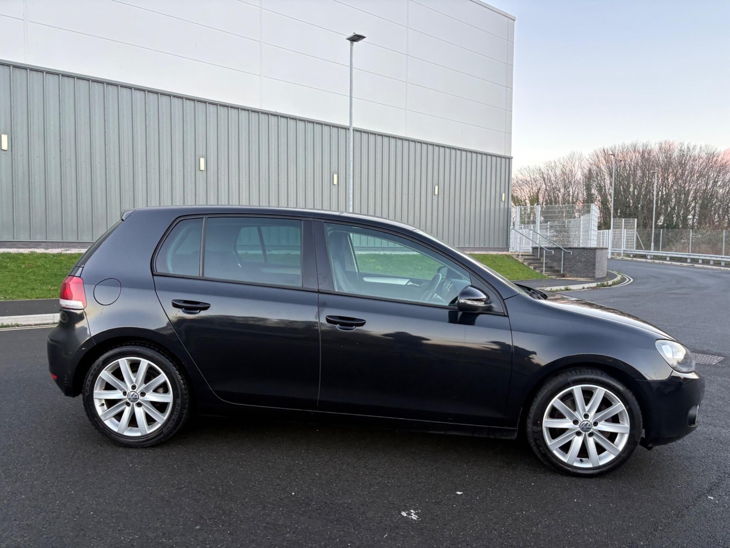 Used Volkswagen Golf 2011 for sale - 77016502: Photo 24