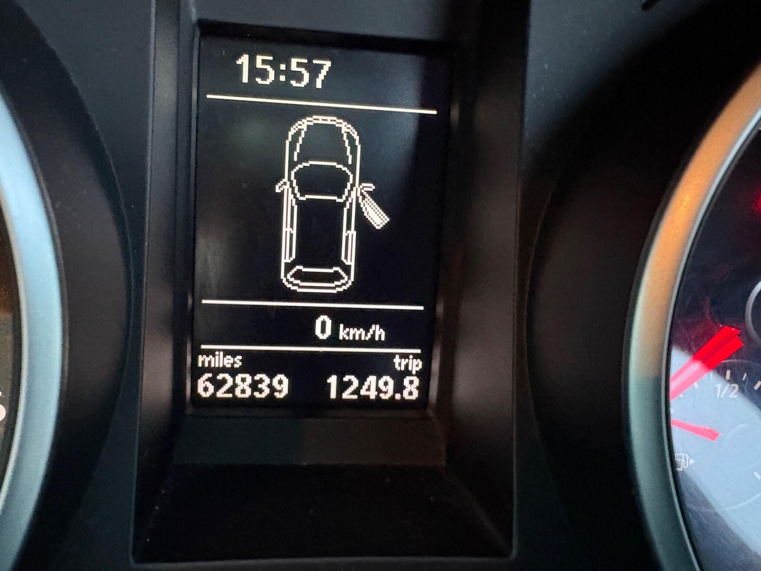 Used Volkswagen Golf 2011 for sale - 77016502: Photo 30