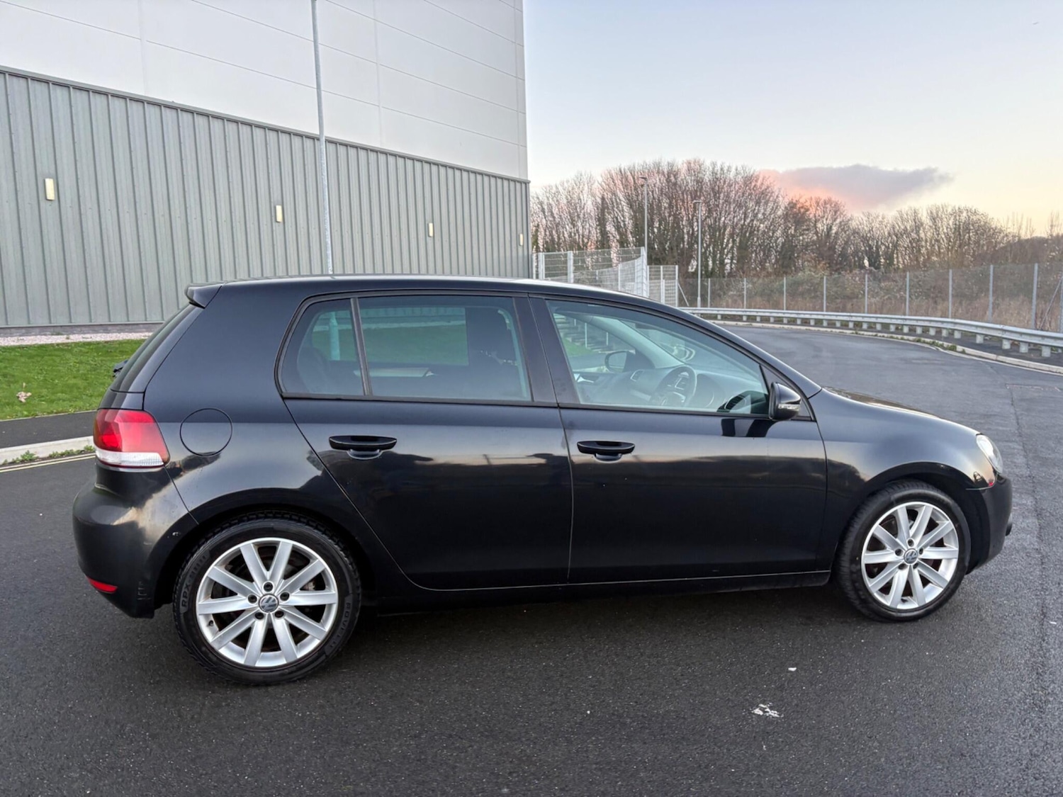 Used Volkswagen Golf 2011 for sale - 77016502: Photo 33