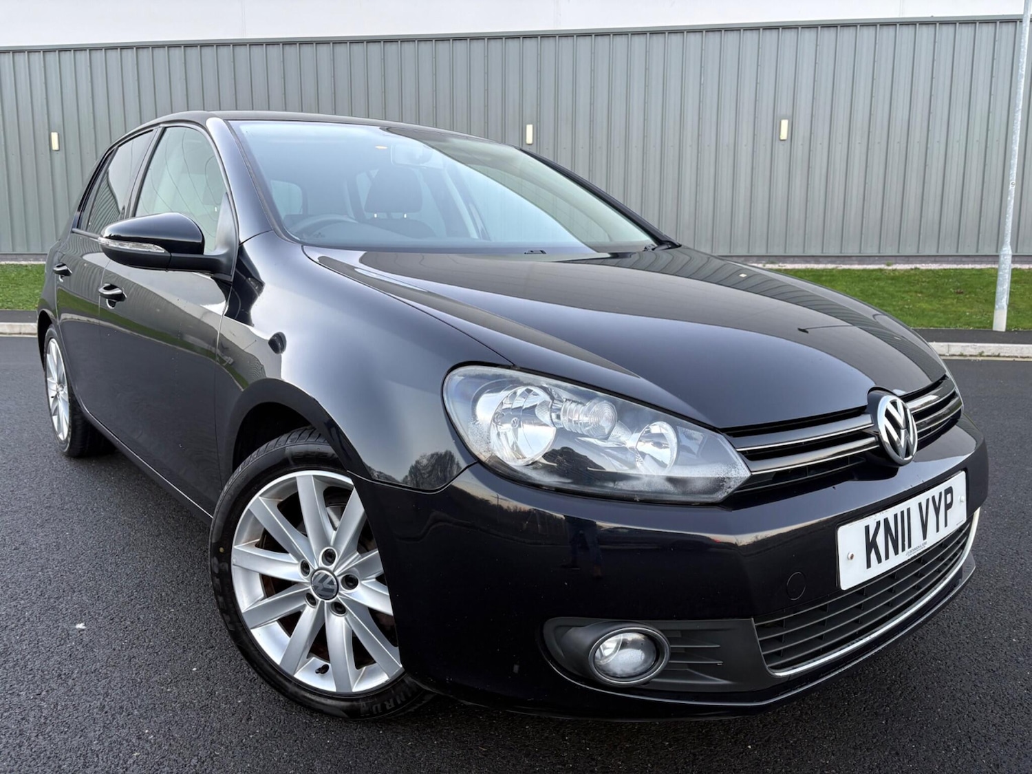 Used Volkswagen Golf 2011 for sale - 77016502: Photo 5