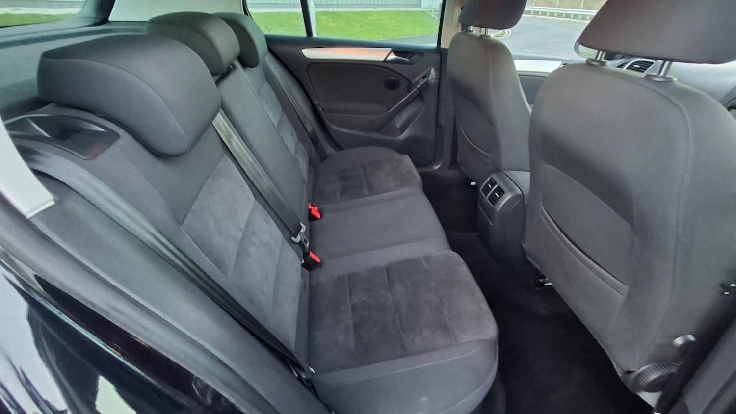 Used Volkswagen Golf 2011 for sale - 77016502: Photo 6