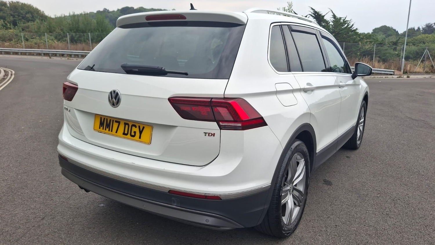 Used Volkswagen Tiguan 2017 for sale - 77454666: Photo 23