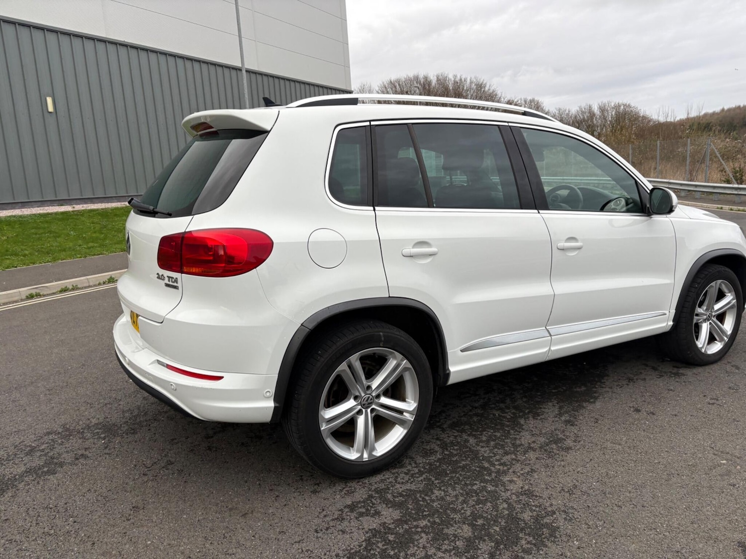 Used Volkswagen Tiguan 2015 for sale - 77040805: Photo 17