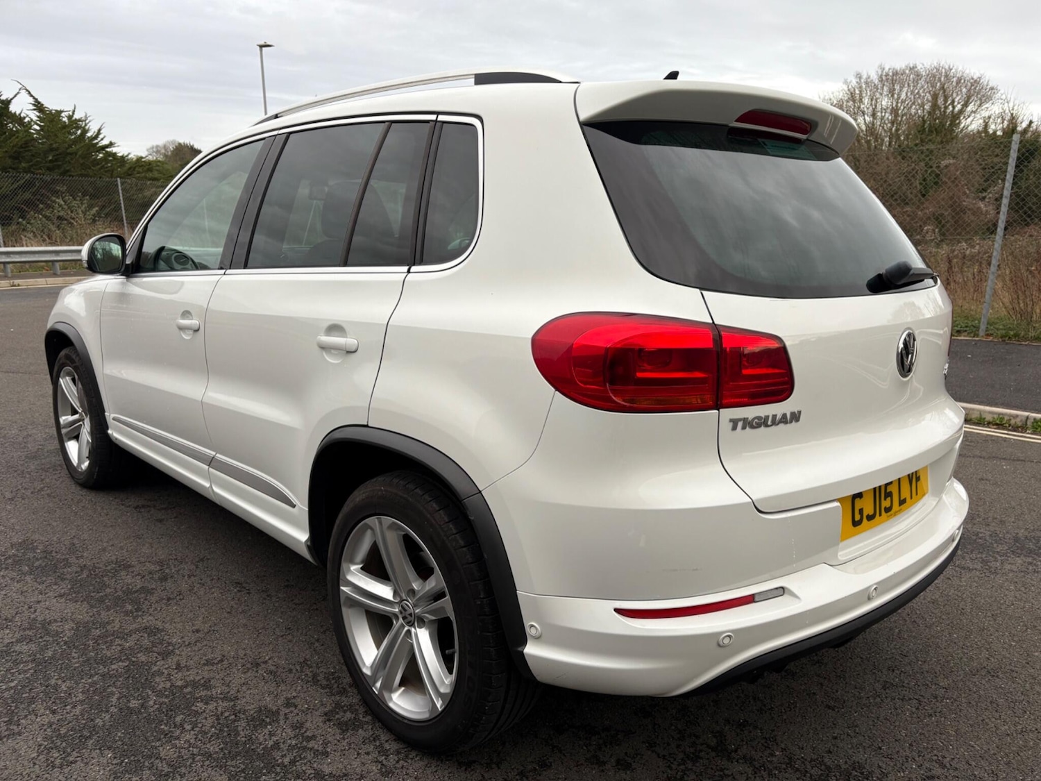 Used Volkswagen Tiguan 2015 for sale - 77040805: Photo 19