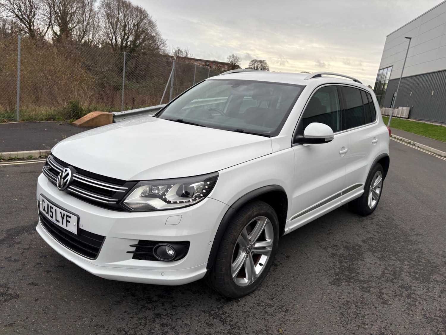 Used Volkswagen Tiguan 2015 for sale - 77040805: Photo 23