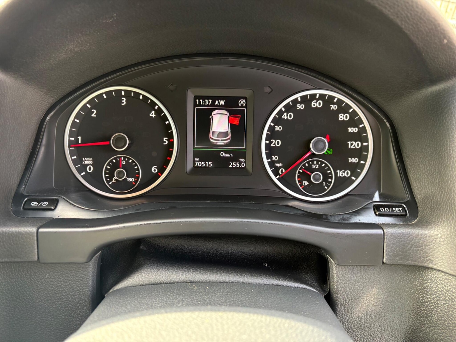 Used Volkswagen Tiguan 2015 for sale - 77040805: Photo 30